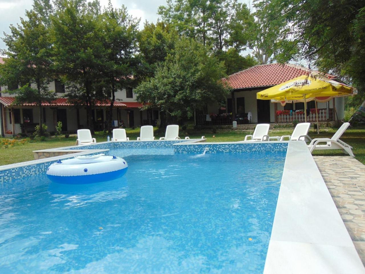 Holiday Park Ranchoto 호텔 키르코보 외부 사진